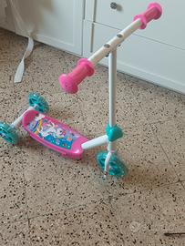 monopattino e passeggino Frozen