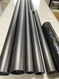 Pali e componenti in carbonio su misura