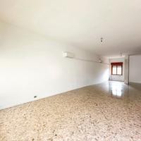 Locale commerciale di 80mq - Rodeano Basso (UD)