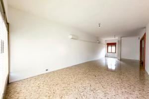 Locale commerciale di 80mq - Rodeano Basso (UD)