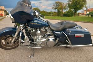 Harley-Davidson Street Glide C.V.O. - 2009