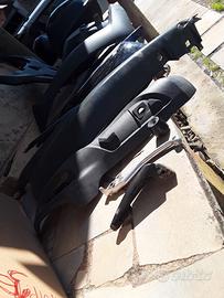 Ricambi, carene, bauletto sh 125