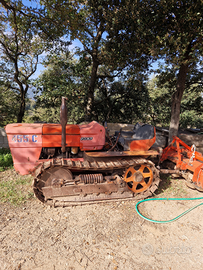 Cingolato e trattore gommato