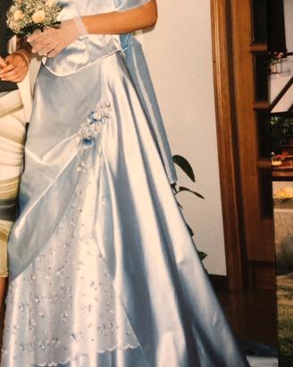 Abito da sposa azzurro