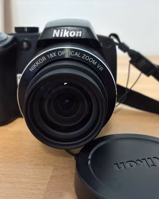 Nikon Coolpix P80 - Fotocamera Bridge Zoom 18x