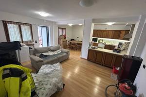 Appartamento di 142 m² con 5 locali e box auto dop