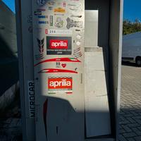 Armadio officina con ripiani