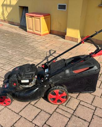 Tagliaerba a scoppio semovente MTD Smart 46 SPBS 