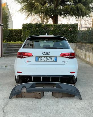 Diffusore del paraurti posteriore Audi A3 8V