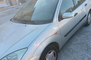 Ford focus 1a serie