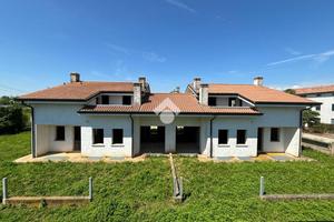 BIFAMILIARE A MONTEBELLUNA