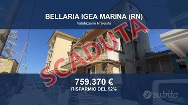 Immobile in asta di 1700 m² con più di 5 locali a 