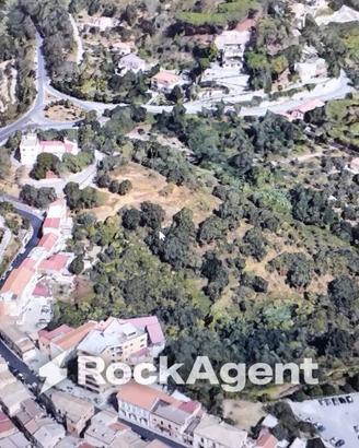 Terreno di 9073 m² a Catanzaro