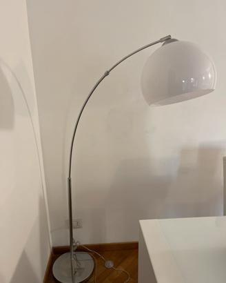 Lampada ad arco