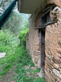 Rustico vista mare in collina