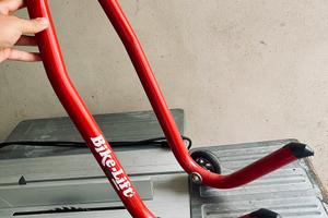 Cavalletti centrali moto anteriore