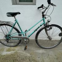 Bicicletta sportiva da donna marca “Nova”