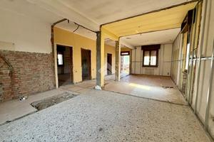 4 LOCALI A CAPERGNANICA