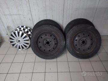 Gomme da neve 175/65 r15 con cerchi