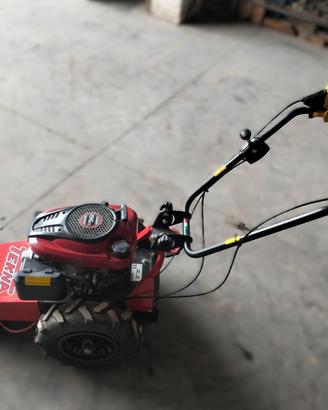 Decespugliatore a ruote TEKNA TR 70 L