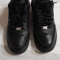 Nike Air Force 1 Low "Triple Black" tagglia 44