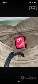 felpa e pantaloni Nike tech