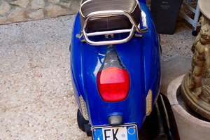 Vespa "italiana" 125