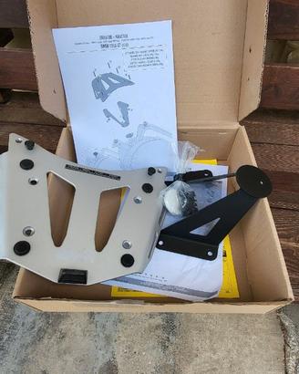 Piastra Givi per BMW C650GT