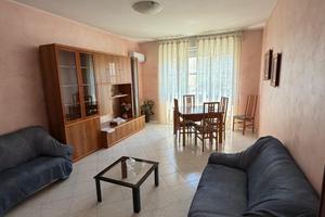 Ampio appartamento ristrutturato con giardino
