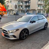 Mercedes-Benz Classe A A 200 Premium Night Edi...