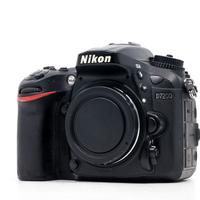 Nikon D7200 rubata N°4303388 seriale.