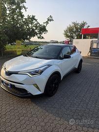 Toyota C-HR 1.8 Hybrid Bianco Perla (IN GARANZIA)