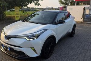 Toyota C-HR 1.8 Hybrid Bianco Perla (IN GARANZIA)