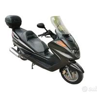 YAMAHA MAJESTY 250 03-06 RICAMBI