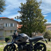 MOTO BMW R1150r Cafe racer / scrambler