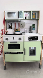 Cucina per bambini in legno