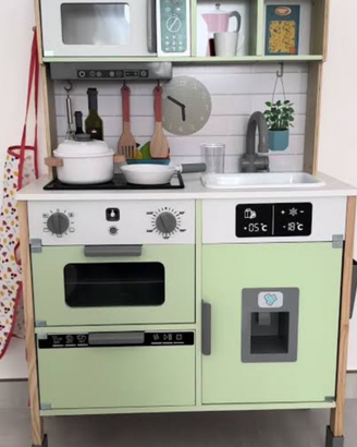 Cucina per bambini in legno