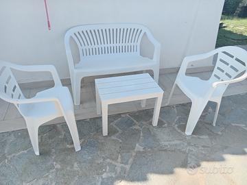 divanetto da giardino