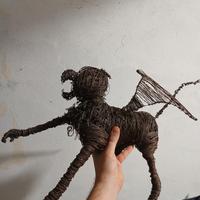 scultura in fil di ferro