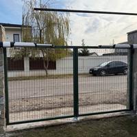 Motori per cancelli battenti e scorrevoli