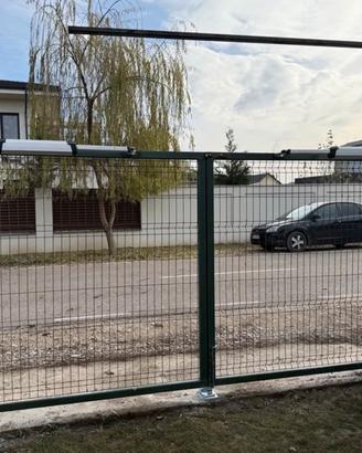 Motori per cancelli battenti e scorrevoli