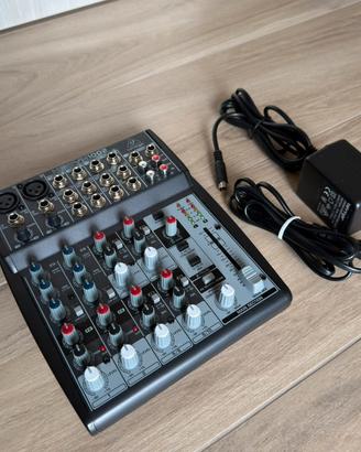 Mixer Behringer Xenyx 1002