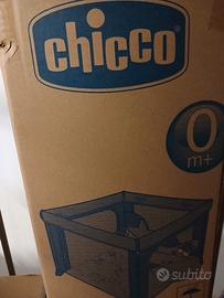 box chicco colore verde con cerniera