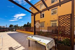 2 LOCALI A SAN LORENZO AL MARE