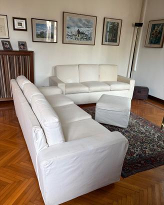 Divani 3 posti in tessuto con pouf