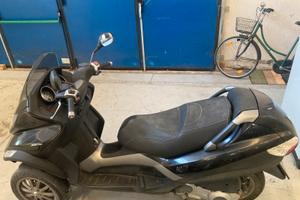 Piaggio Mp3 250