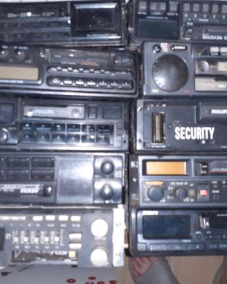 Autoradio  varie marche Philips,  Sony, 10 pezzi