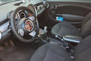 mini Cooper 1.6 benzina