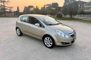 Opel Corsa 1.2 Benzina Metano unipropr. NEOPATENTA