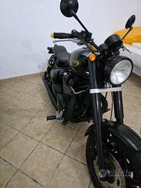 Triumph Speedmaster 900 cc Anno 2006